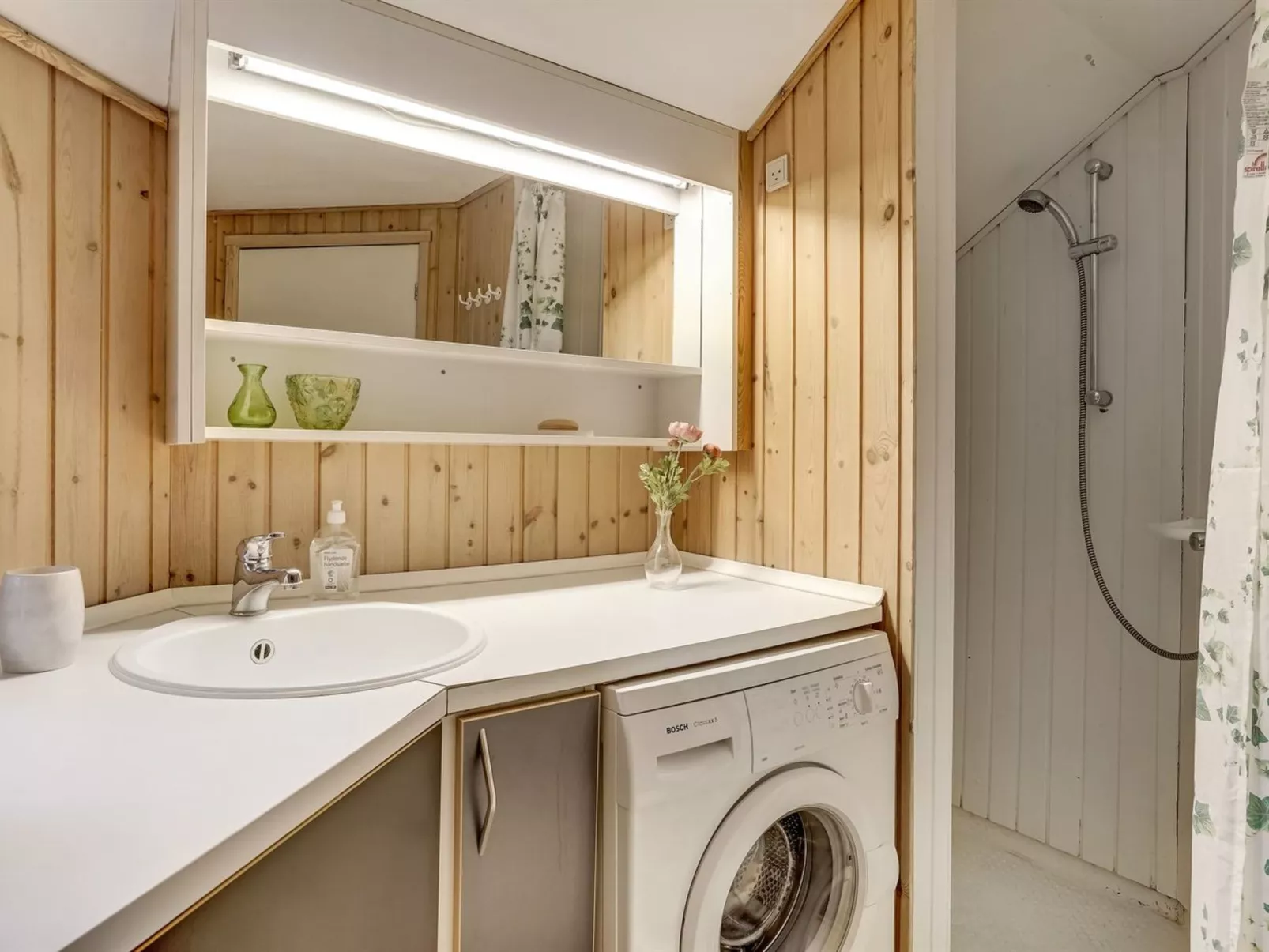 "Gunnie" - 1.1km from the sea-Binnen