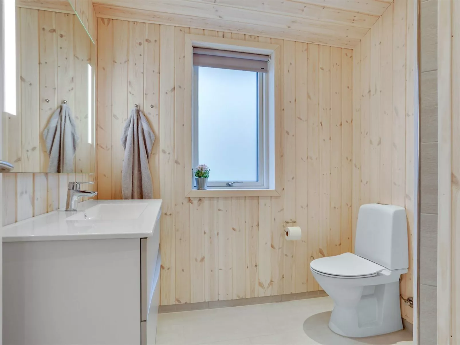 "Jerrit" - 225m from the sea-Binnen