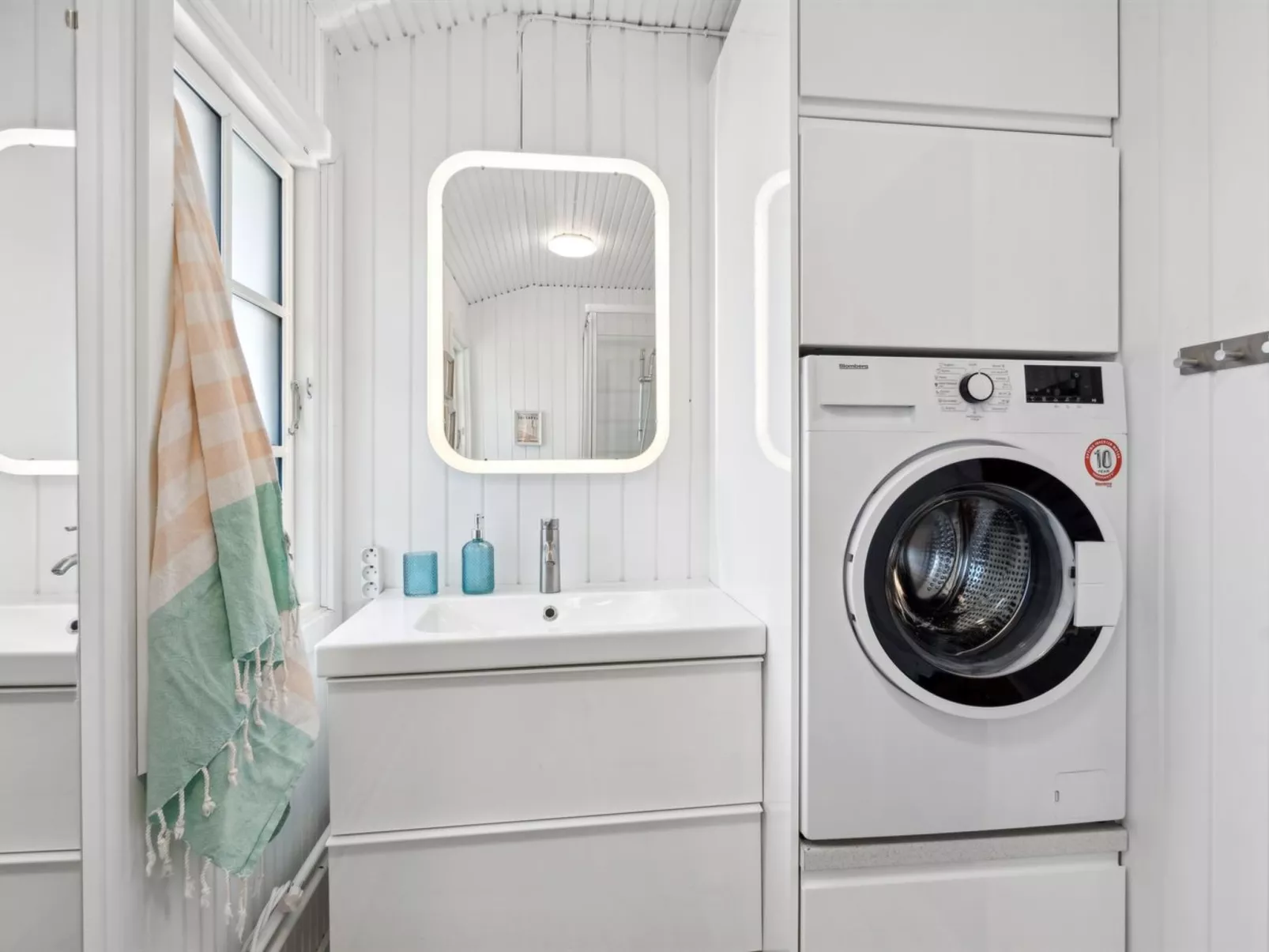 "Thomas" - 120m from the sea-Binnen