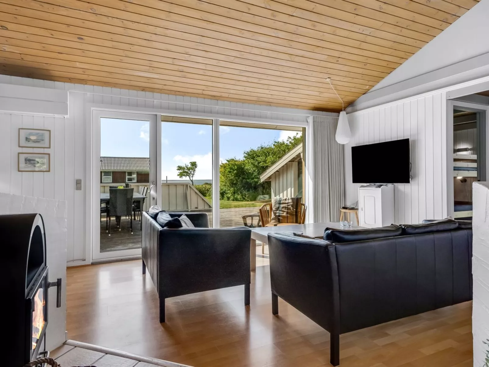 "Sulevi" - 200m to the fjord-Binnen