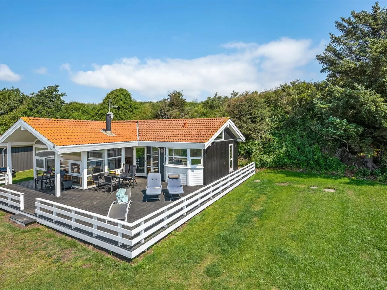 "Arnwith" - 20m from the sea-Buiten