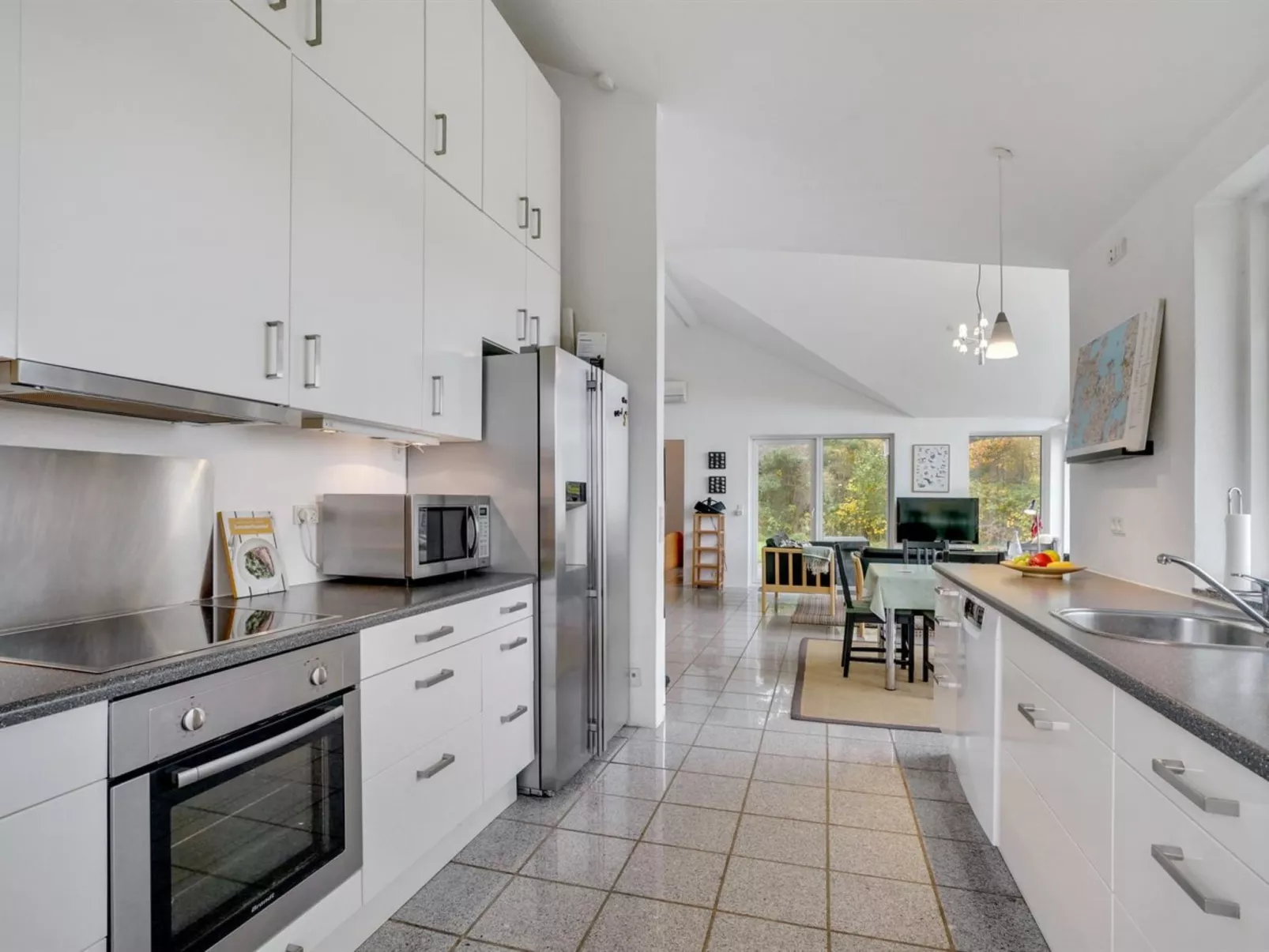 "Elis" - 90m to the fjord-Binnen