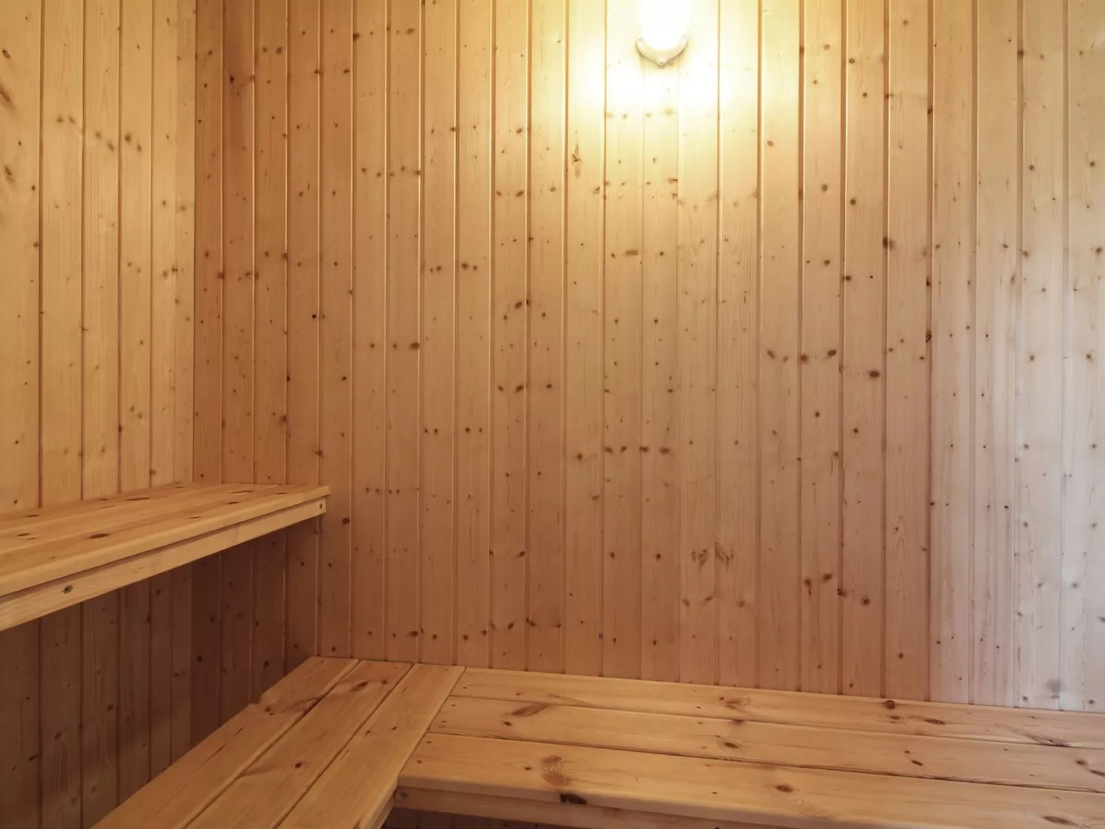 "Edwin" - 400m from the sea-Binnen