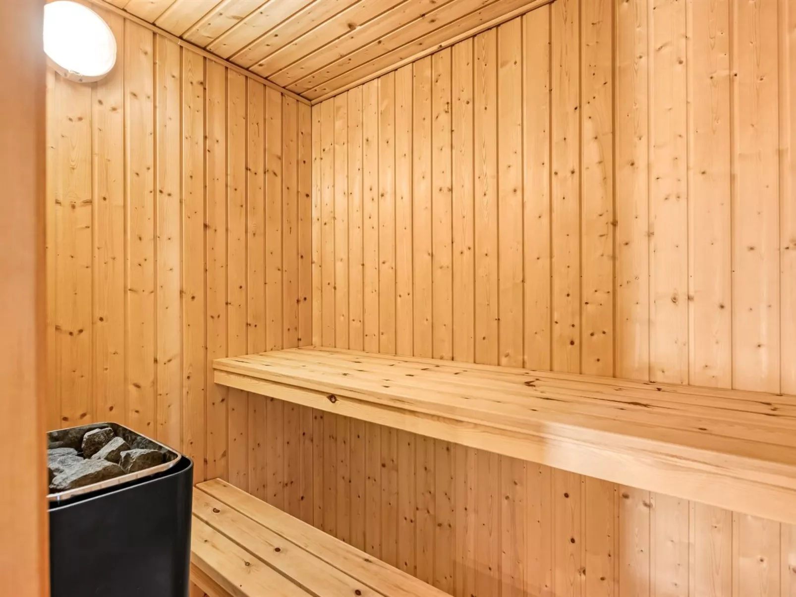 "Imka" - 900m from the sea-Binnen