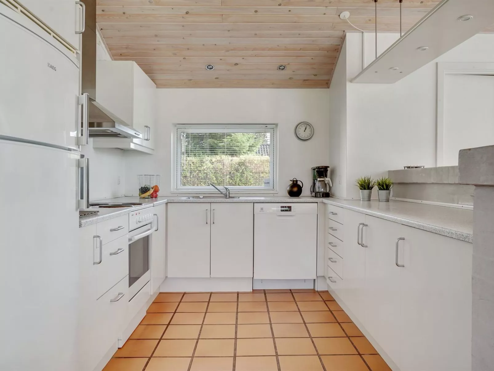 "Wreth" - 300m from the sea-Binnen