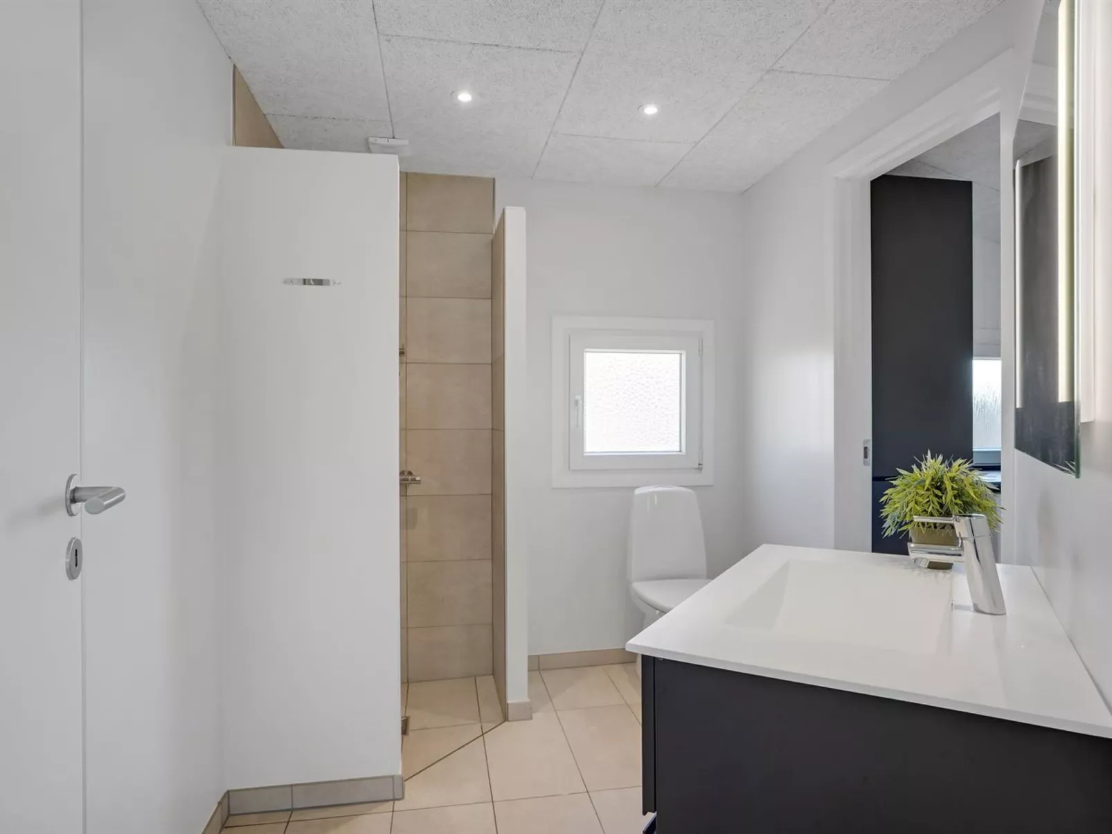 "Saku" - 495m to the fjord-Binnen