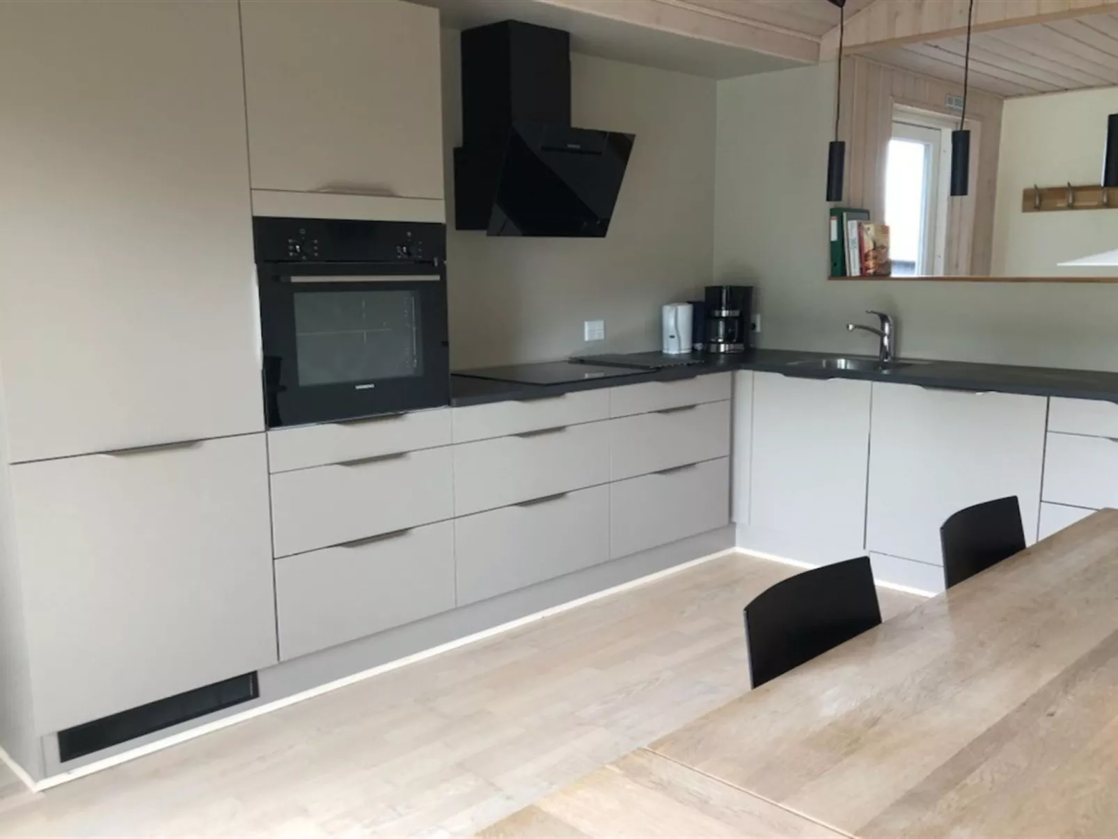 "Thala" - 150m from the sea-Binnen