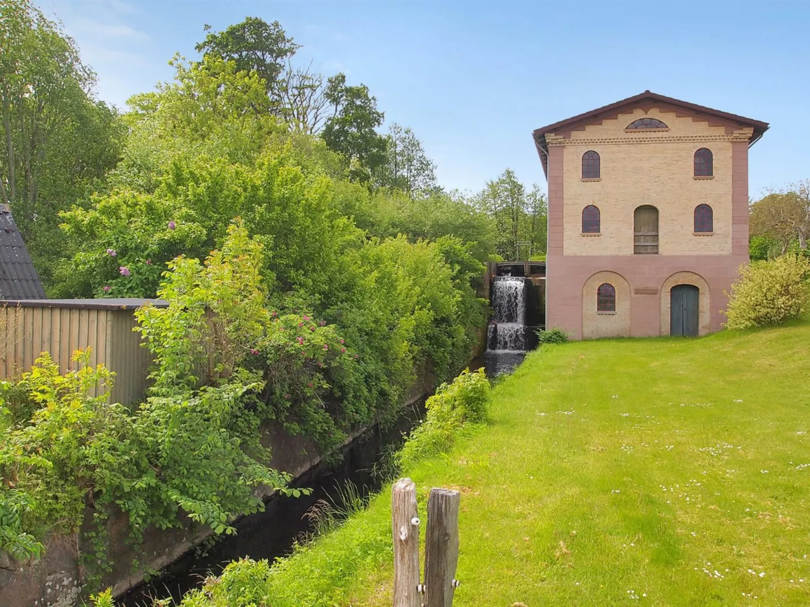 "Melia" - 50m to the fjord-Buiten