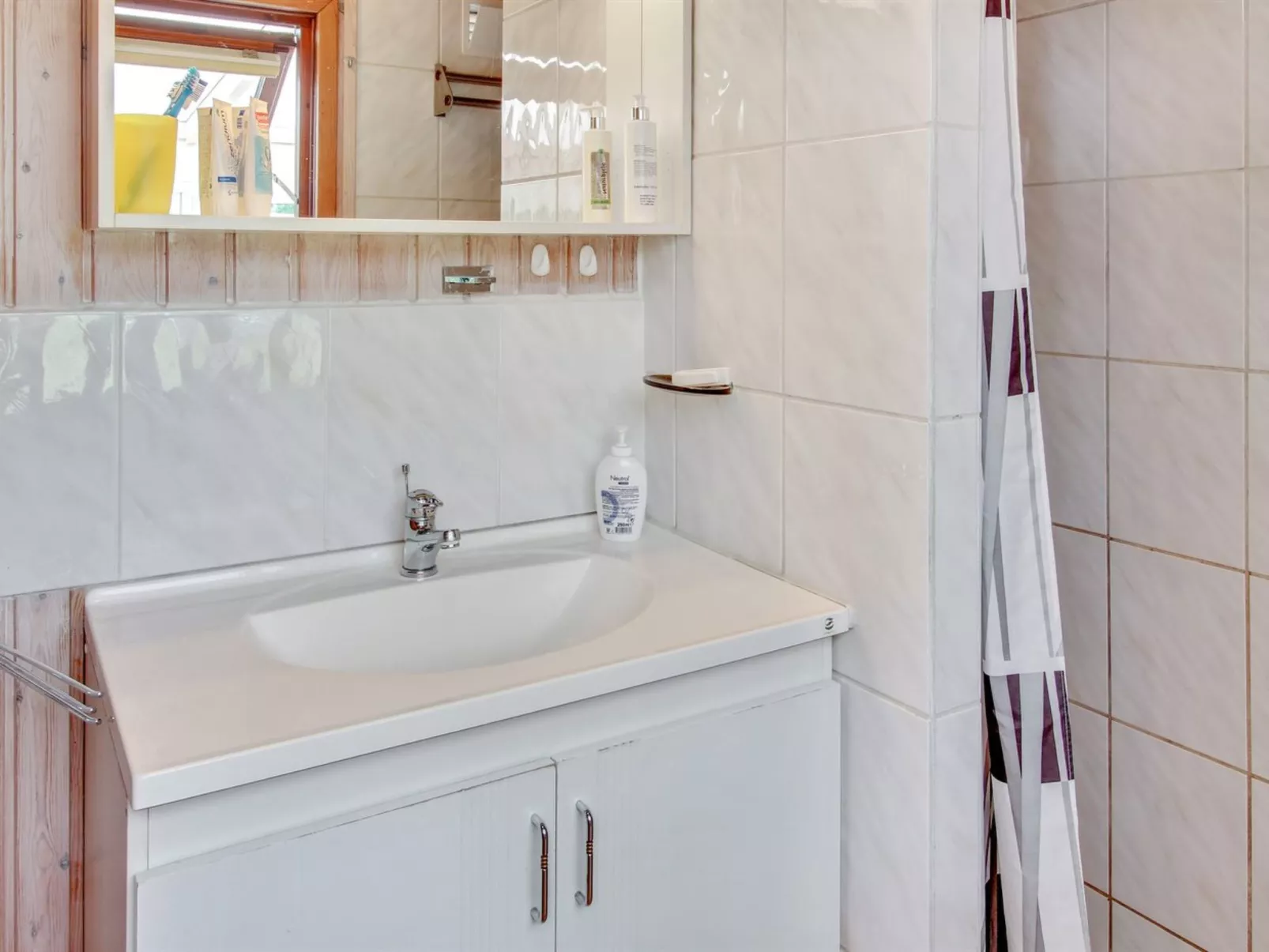 "Pyry" - 400m to the fjord-Binnen