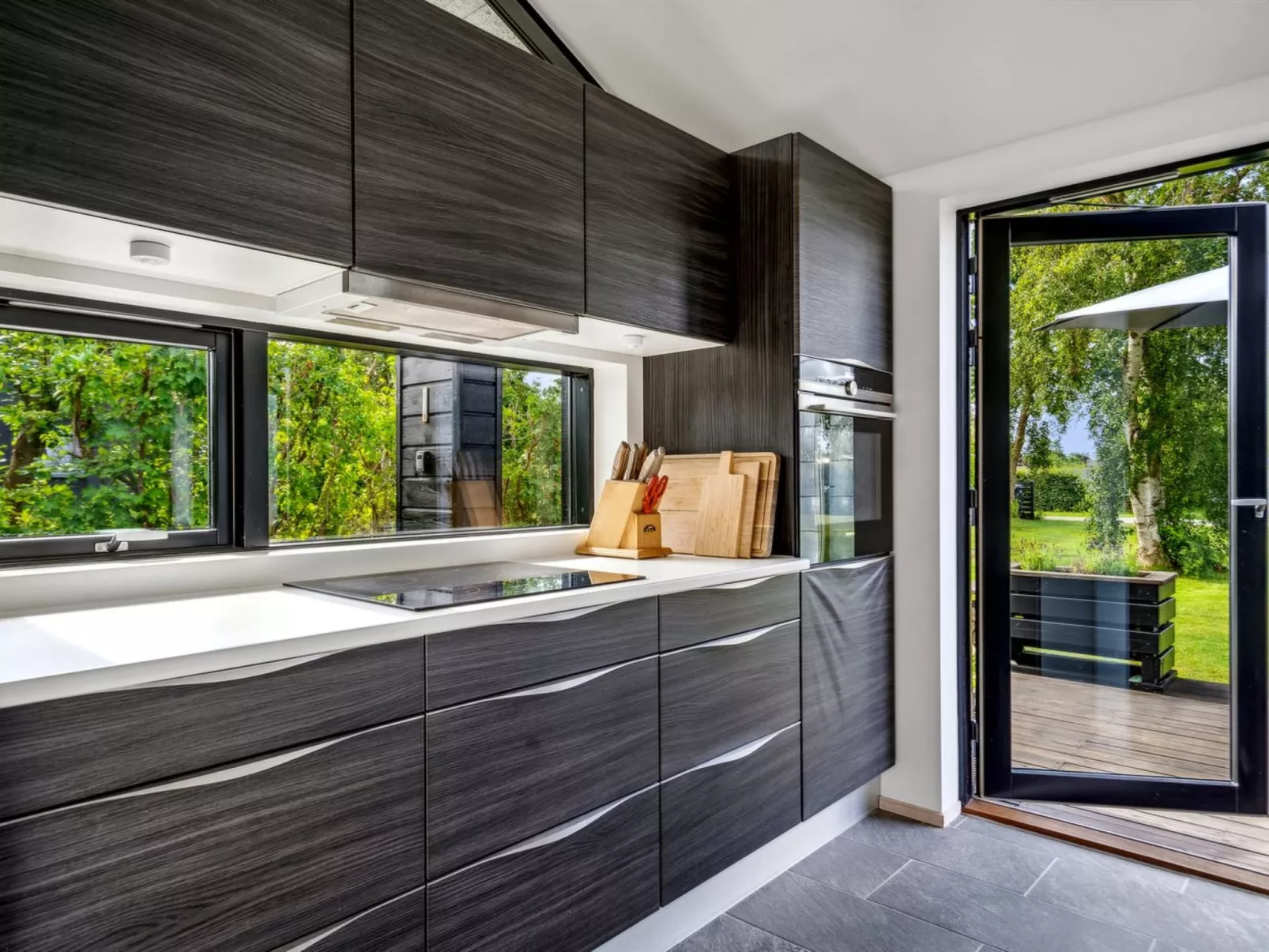 "Yukon" - 150m from the sea-Binnen