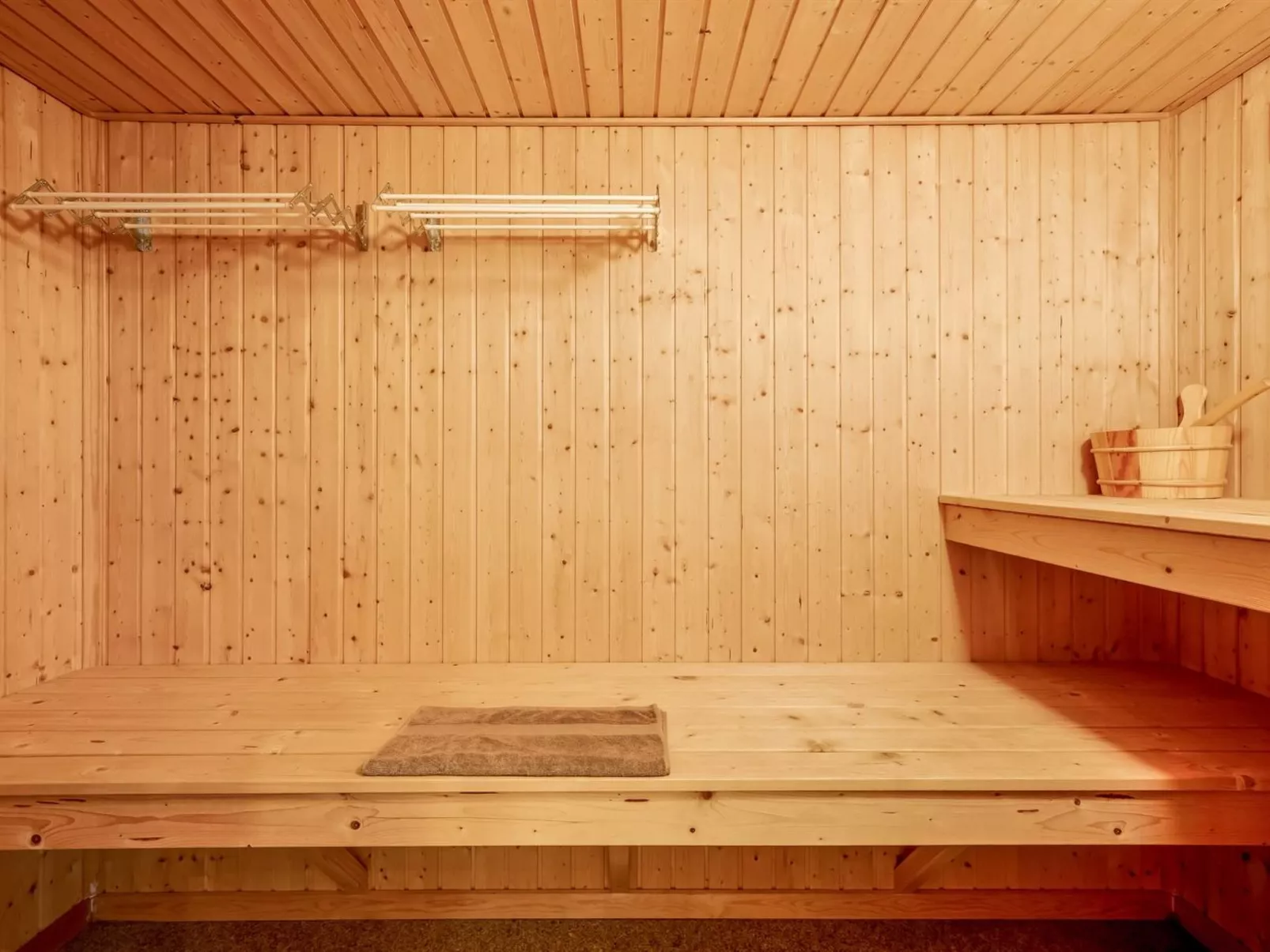 "Gurly" - 25km from the sea-Binnen