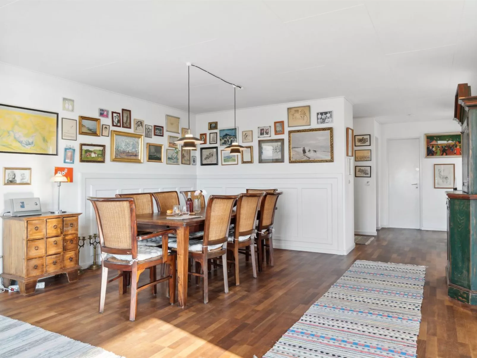 "Velika" - 25m to the fjord-Binnen