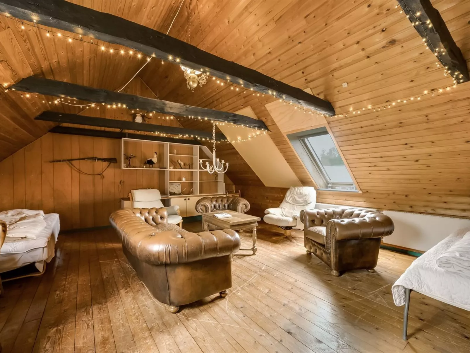 "Wilmar" - 1km to the fjord-Binnen