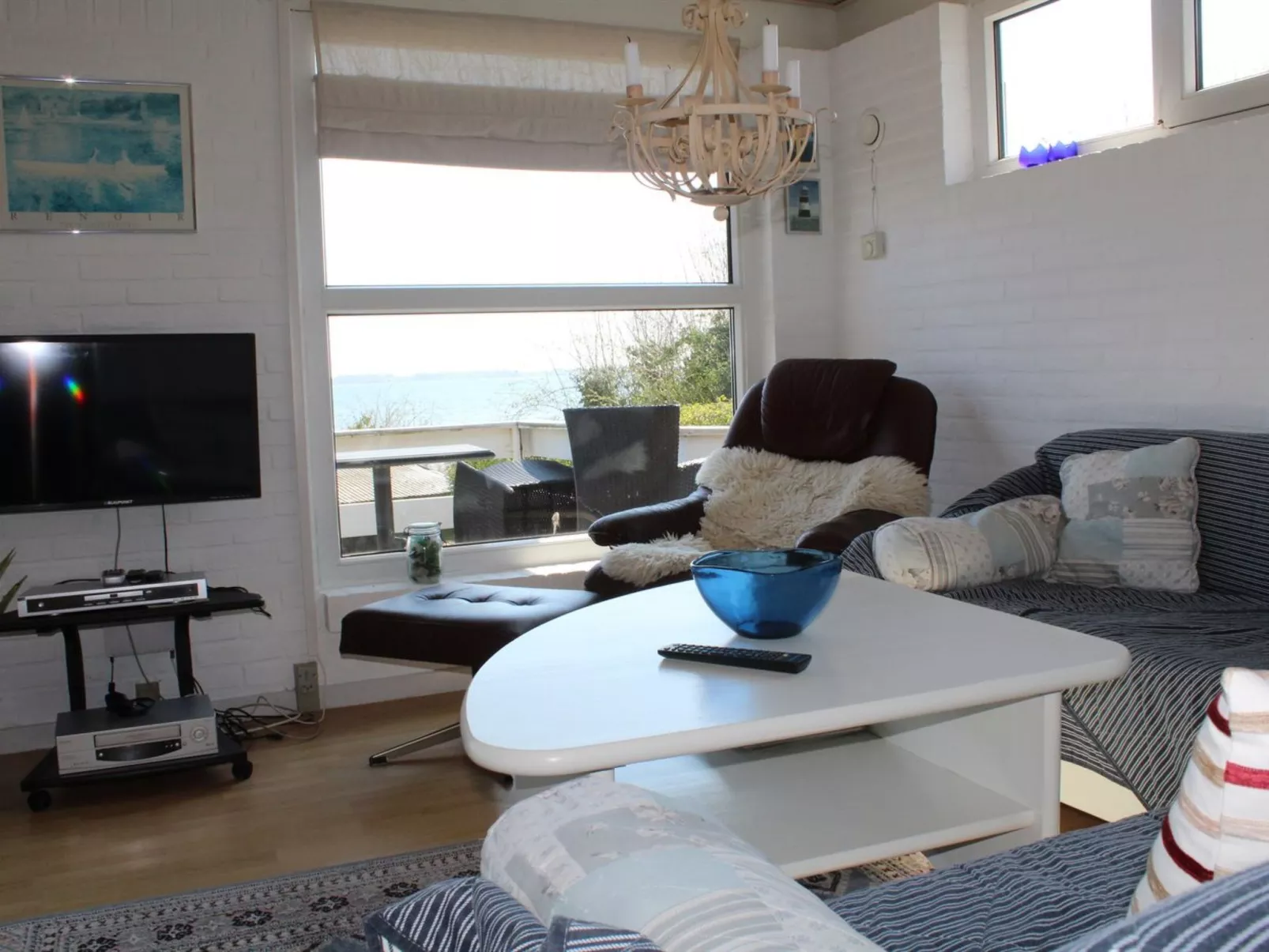 "Tekla" - 70m to the fjord-Binnen