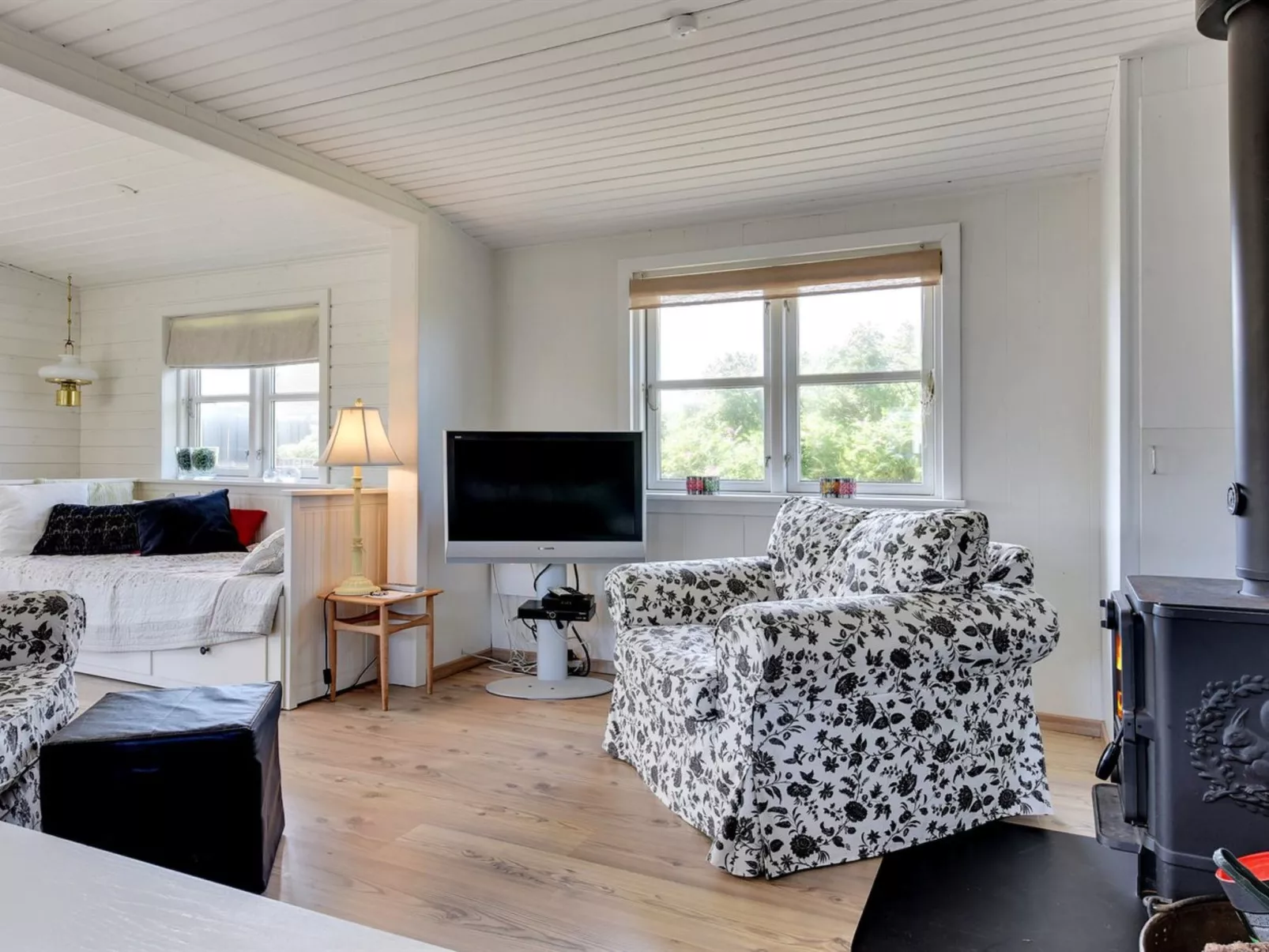 "Anik" - 100m from the sea-Binnen