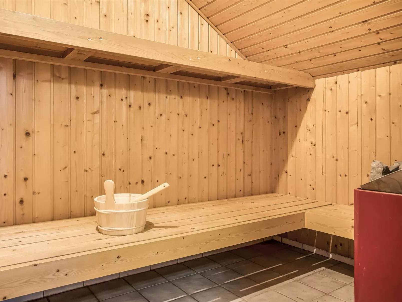 "Iida" - 100m from the sea-Binnen