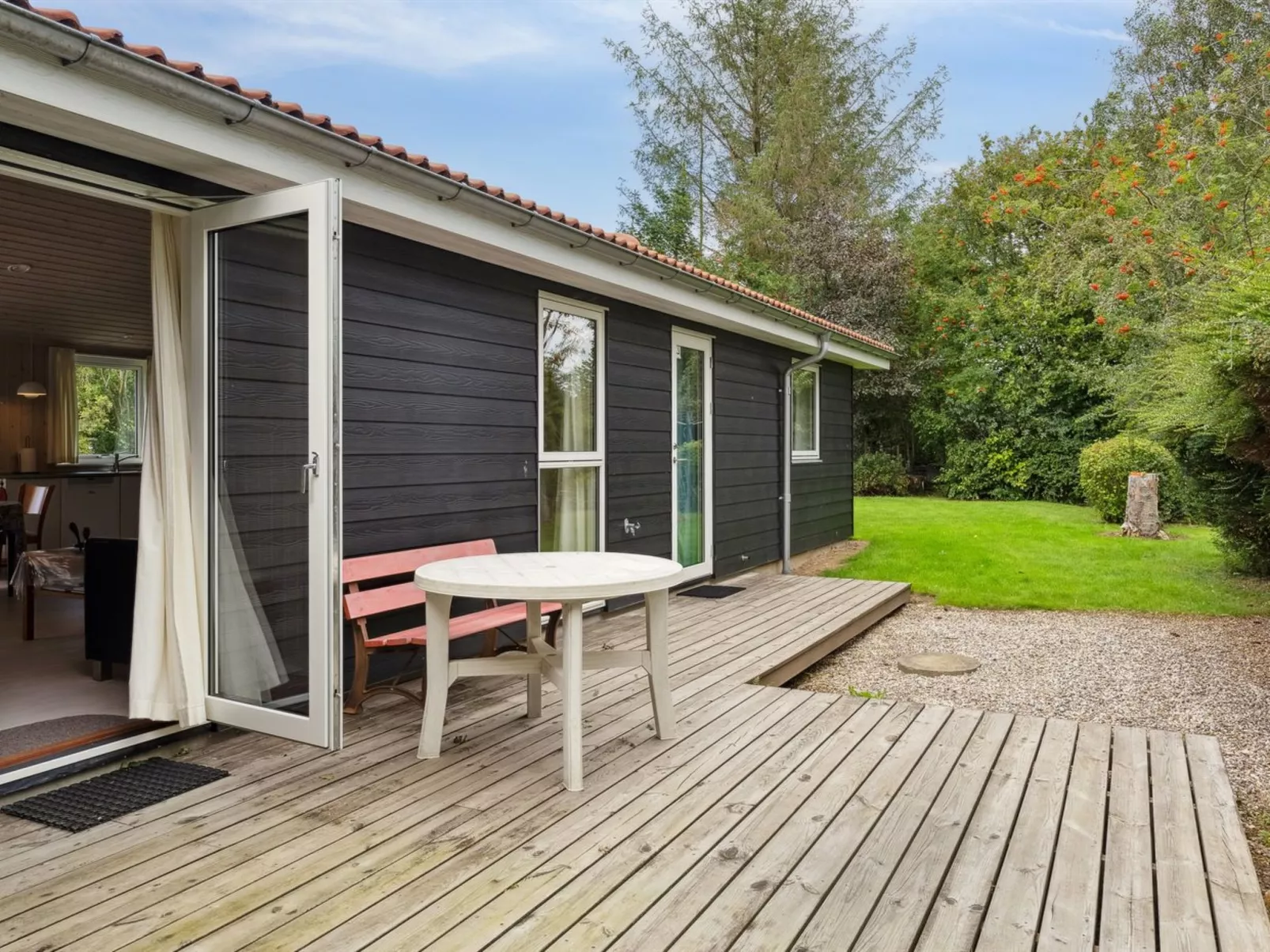 "Rikus" - 300m from the sea-Buiten