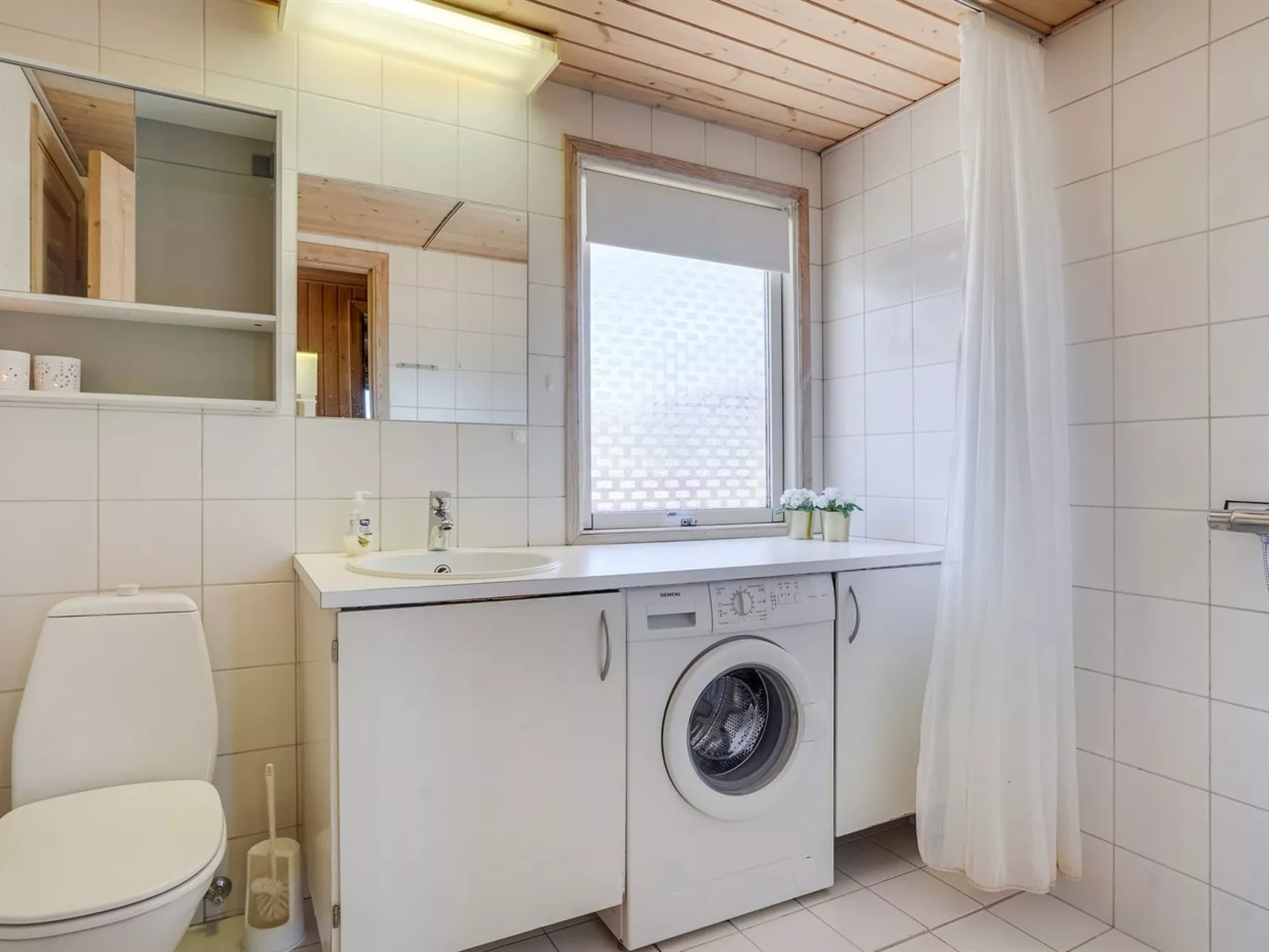 "Kirsten" - 800m from the sea-Binnen