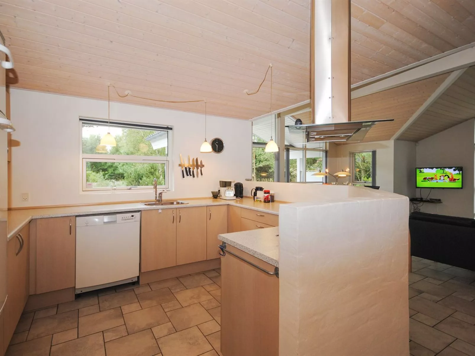 "Tamika" - 950m from the sea-Binnen