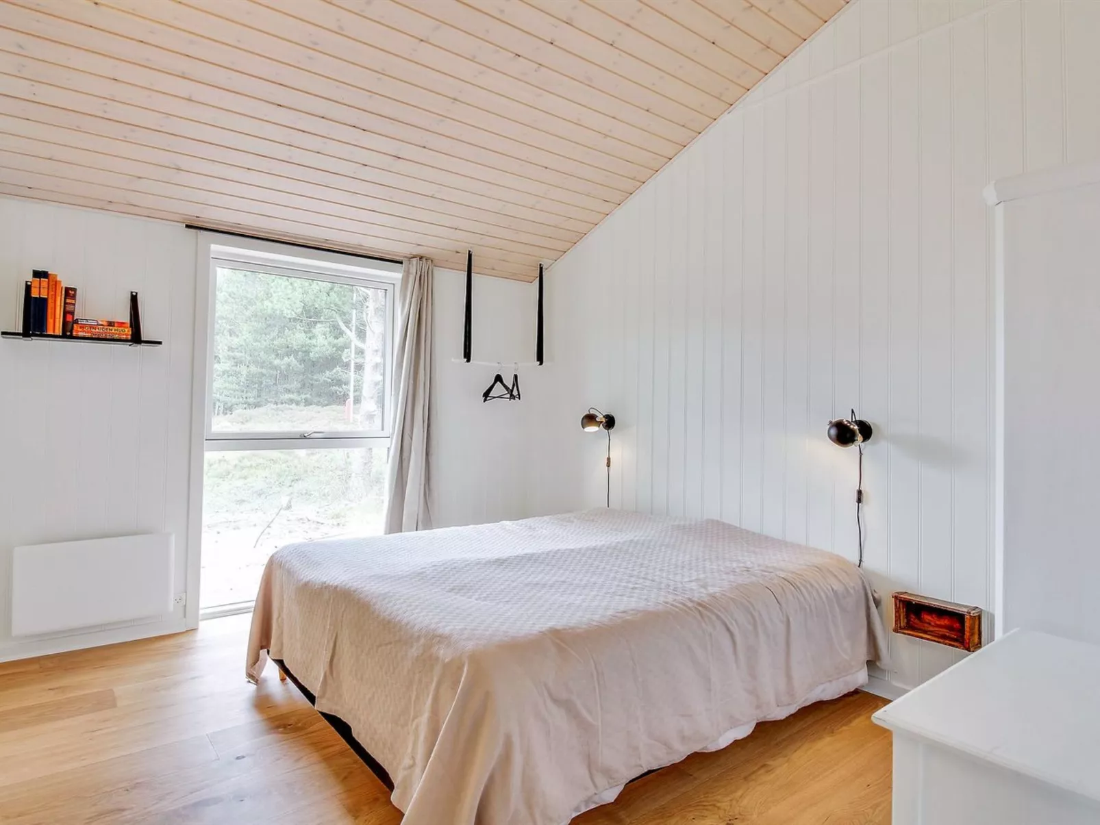 "Aleko" - 2.5km from the sea-Binnen