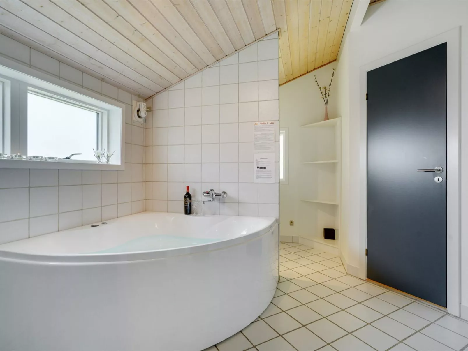 "Thove" - 600m from the sea-Binnen