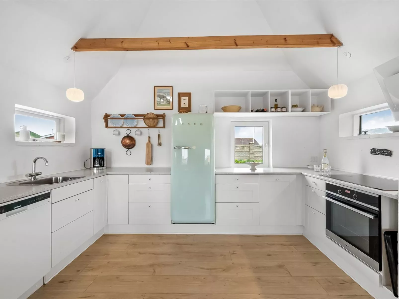 "Hermine" -  from the sea-Binnen