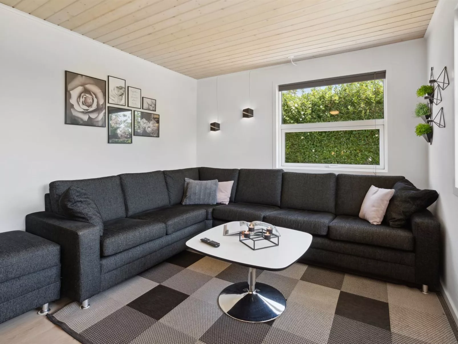 "Anella" - 200m from the sea-Binnen