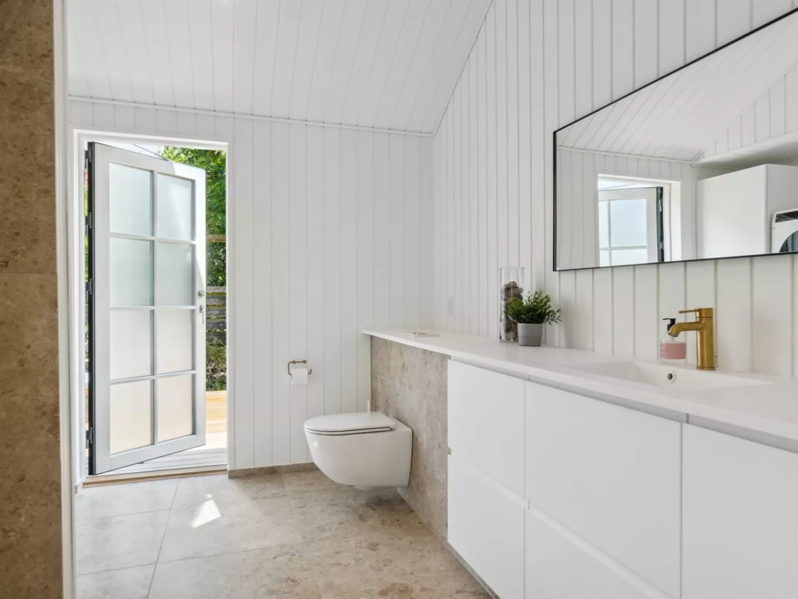 "Ottmar" - 150m from the sea-Binnen