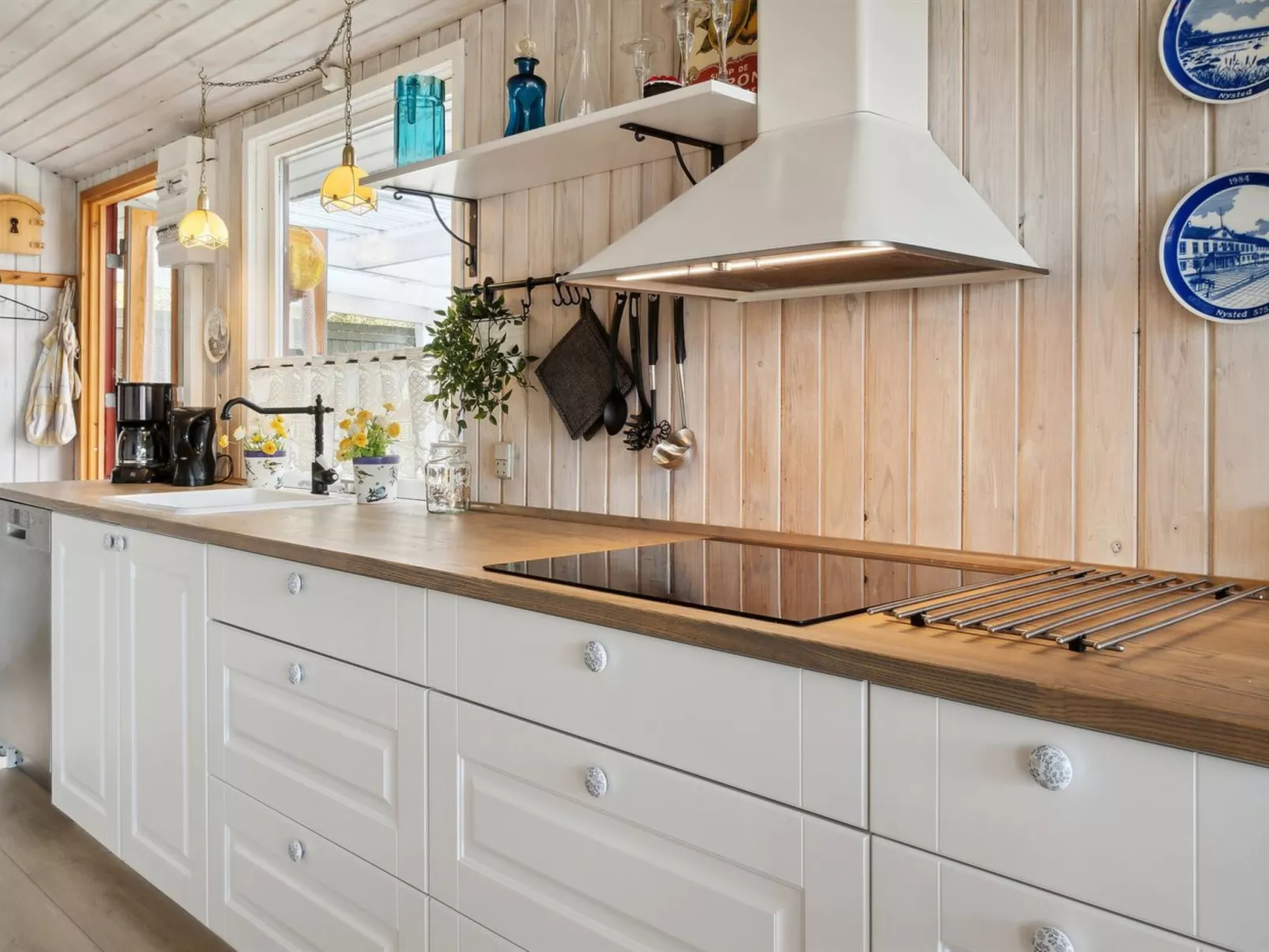 "Gisella" - 200m from the sea-Binnen