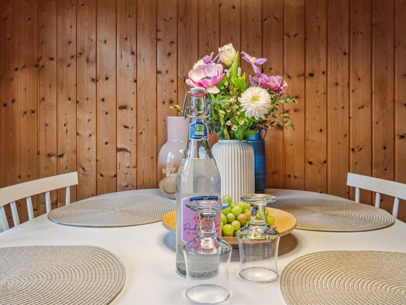 "Smilla" - 300m from the sea-Binnen