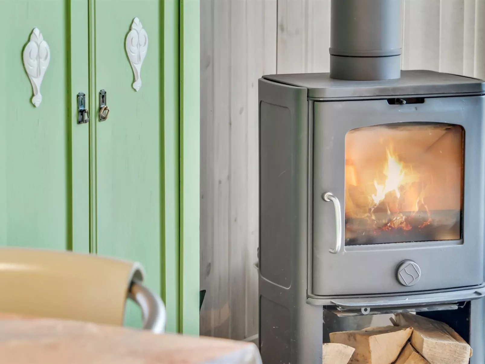 "Hereth" - 100m from the sea-Binnen