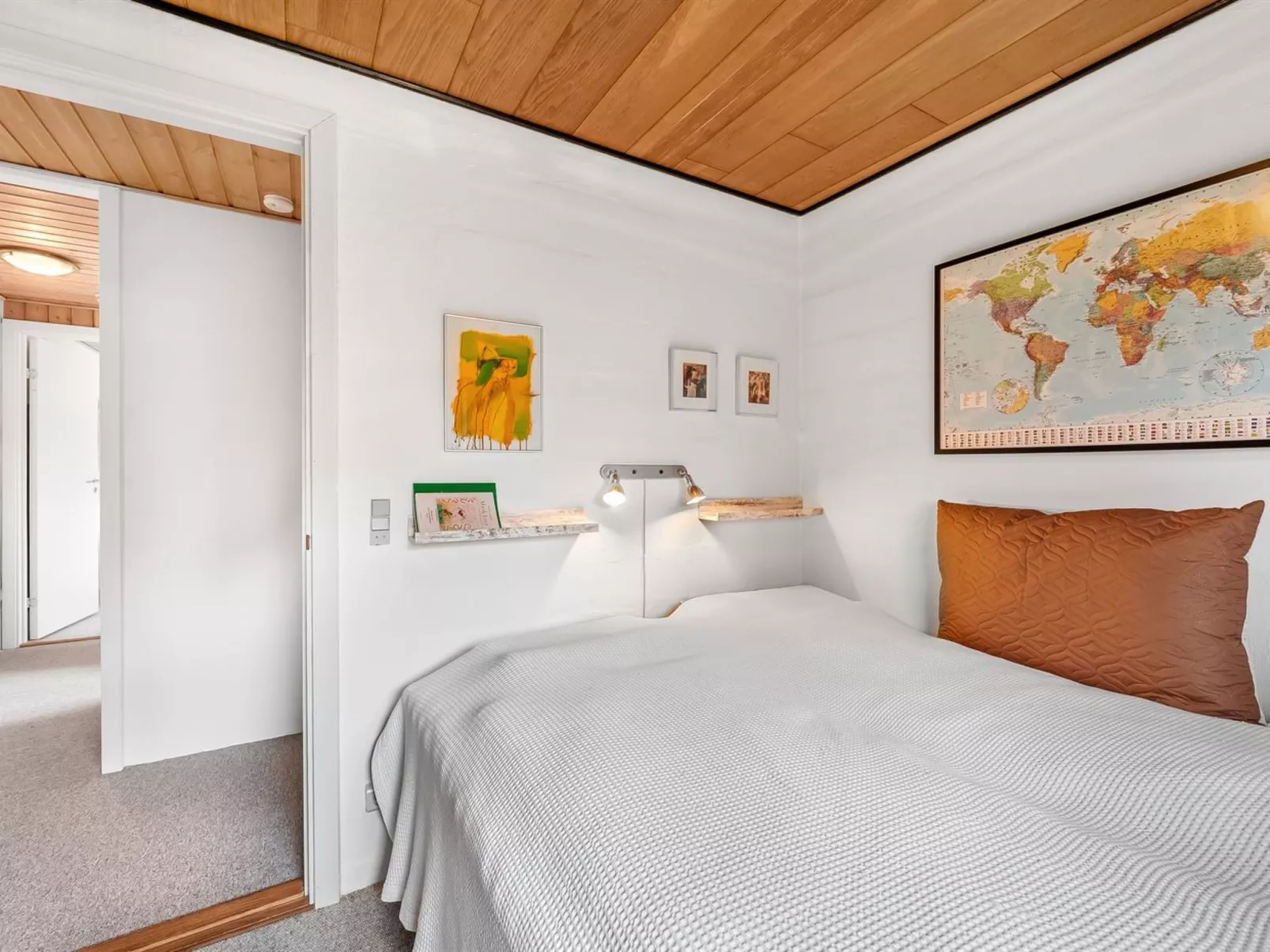 "Moreen" - 200m to the fjord-Binnen