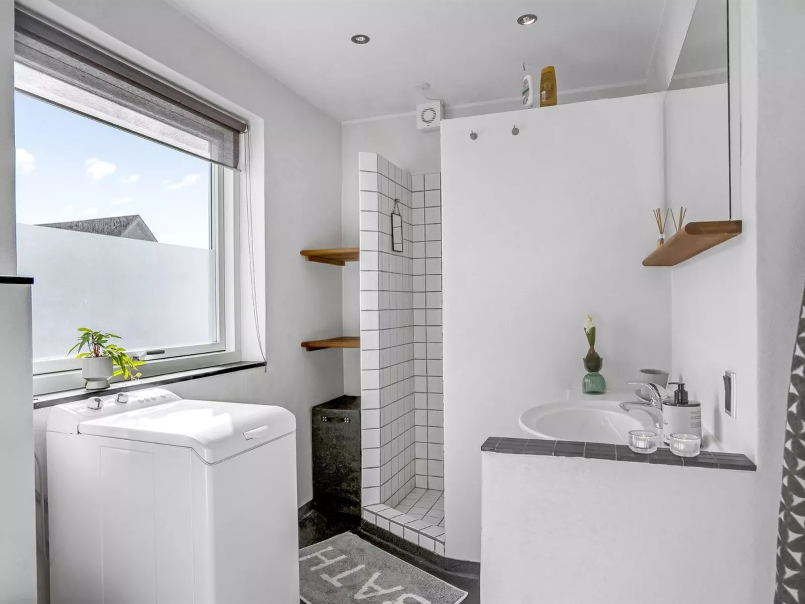 "Aswaldi" - 1km from the sea-Binnen