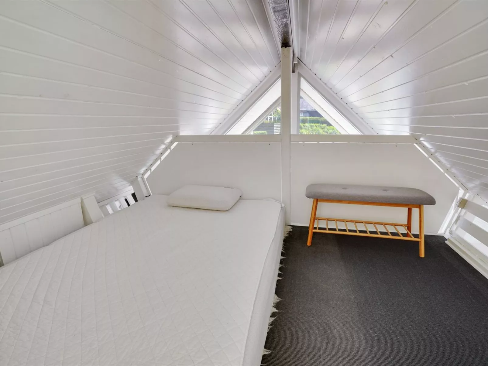 "Solfrid" - 150m from the sea-Binnen