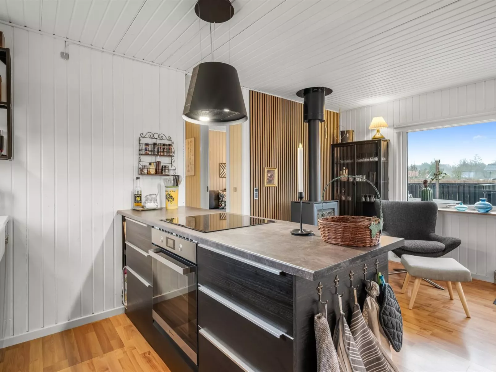 "Fridtjof" - 550m to the fjord-Binnen