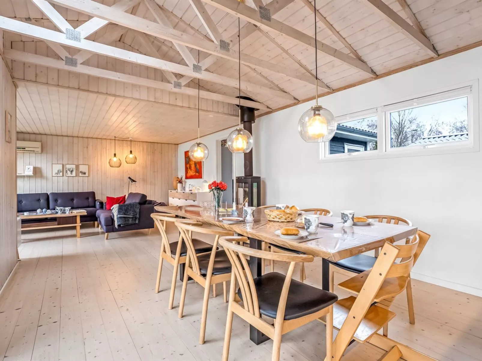 "Mira" - 500m from the sea-Binnen