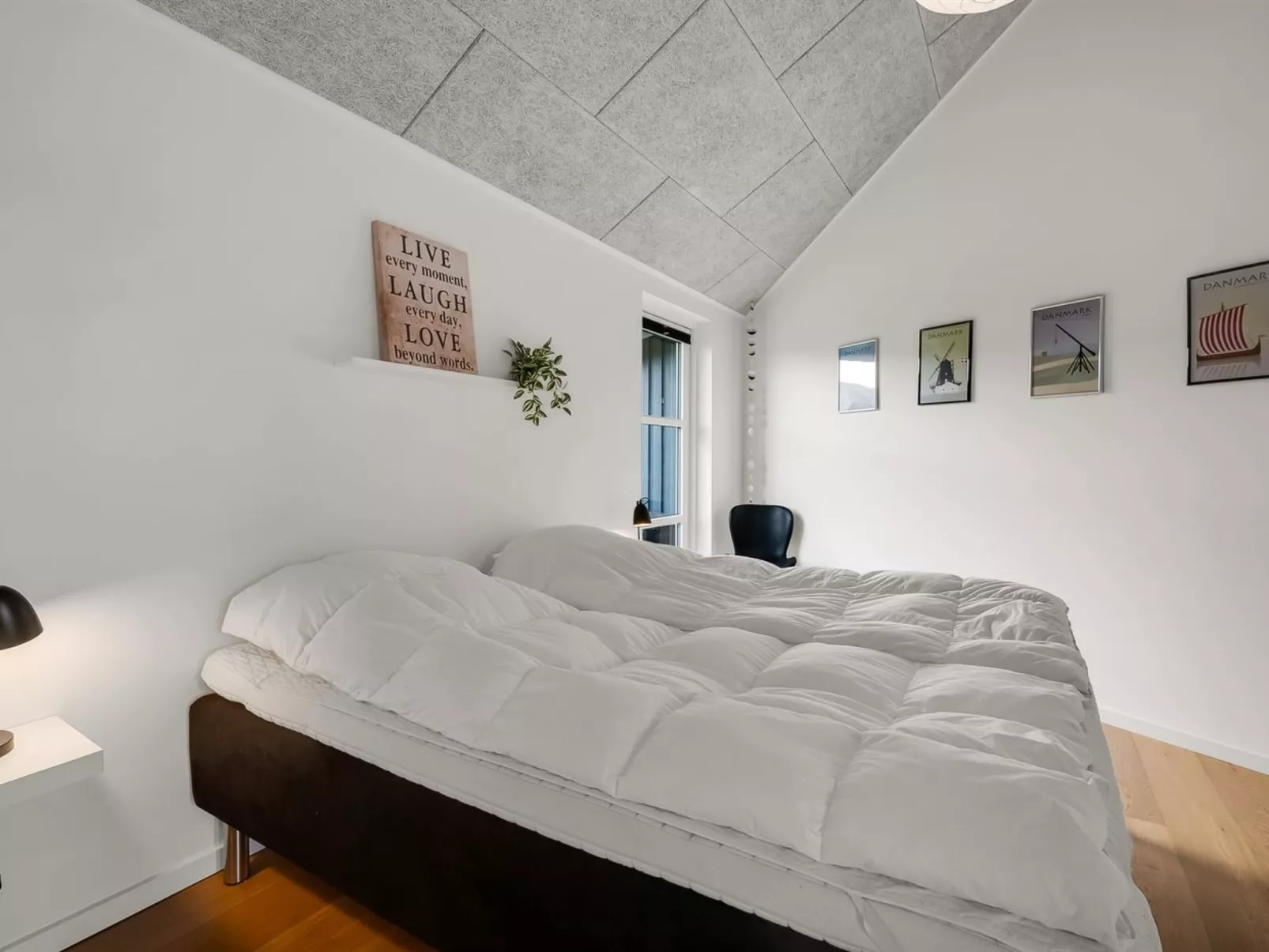 "Bernice" - 900m from the sea-Binnen