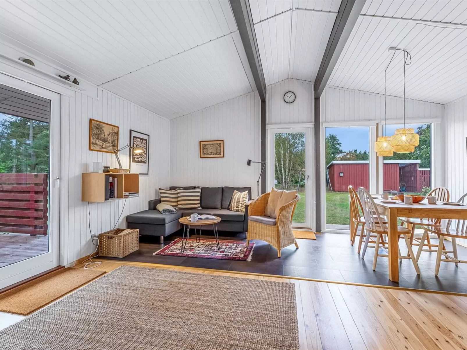 "Borghild" - 500m from the sea-Binnen