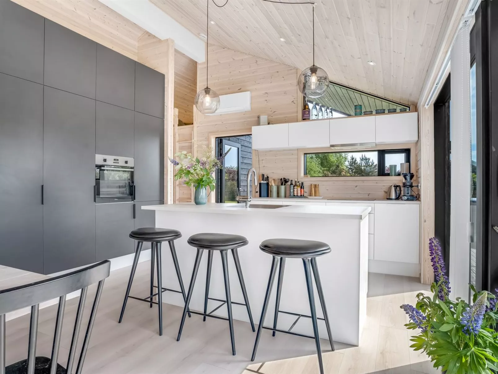 "Edite" - 900m from the sea-Binnen