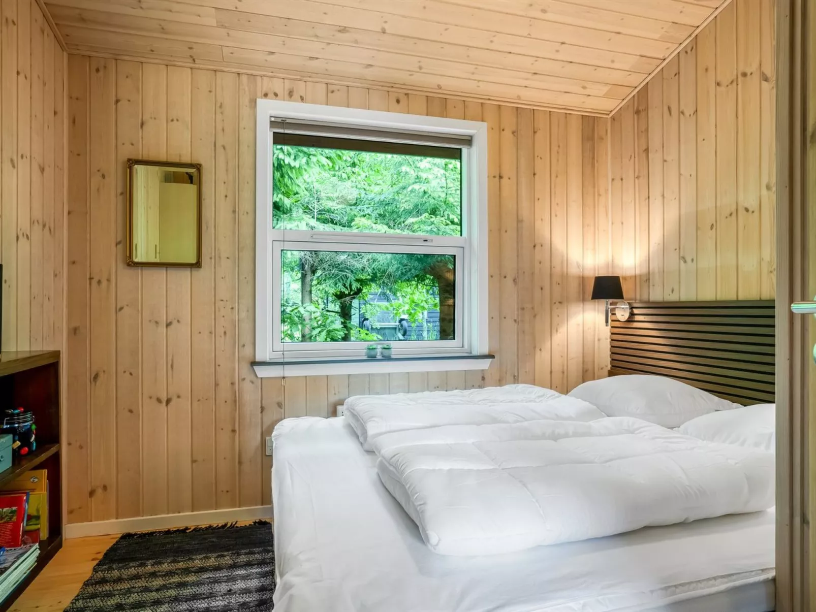 "Mauri" -  from the sea-Binnen