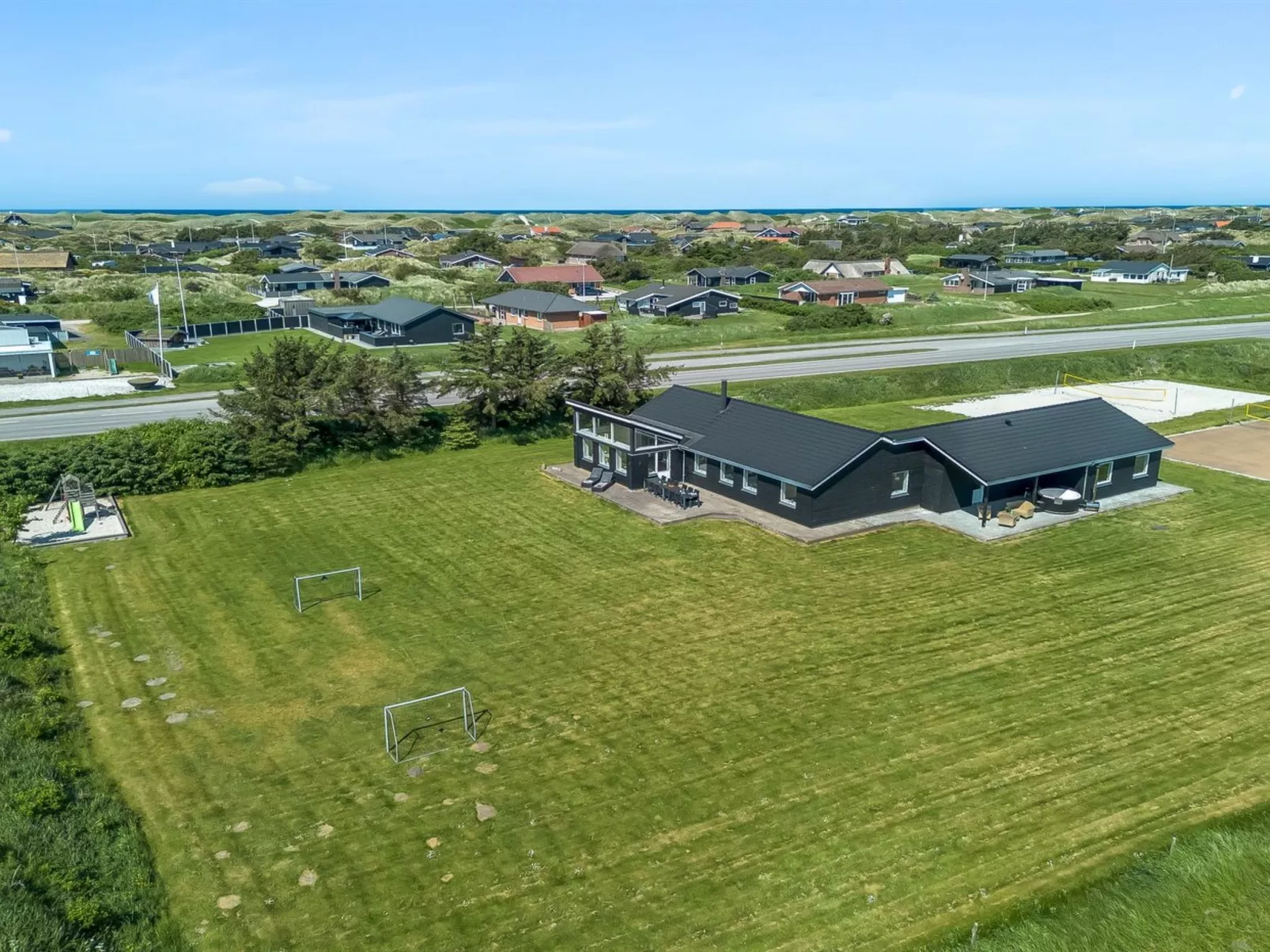 "Germund" - 770m from the sea-Buiten