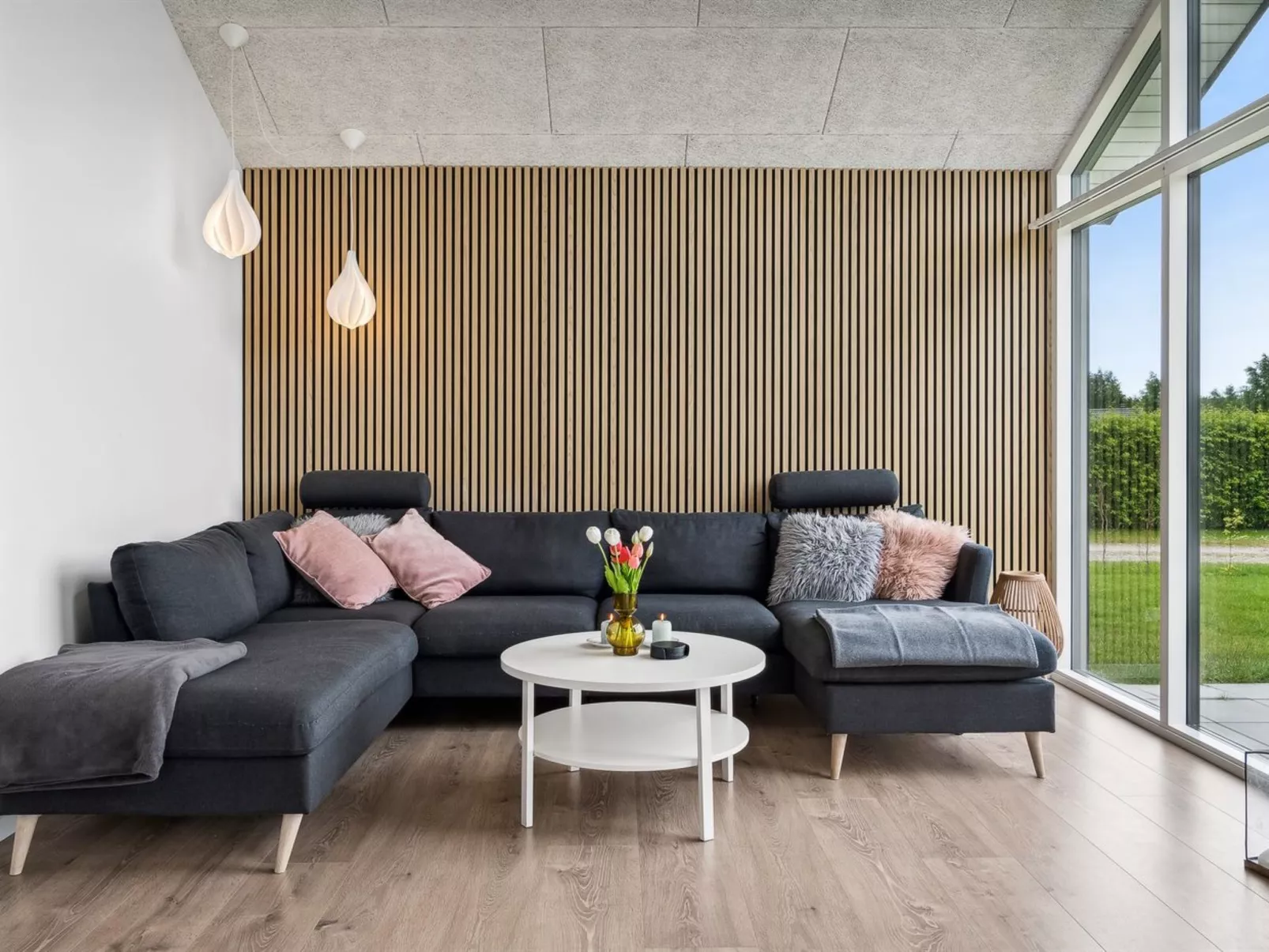 "Danika" - 650m from the sea-Binnen