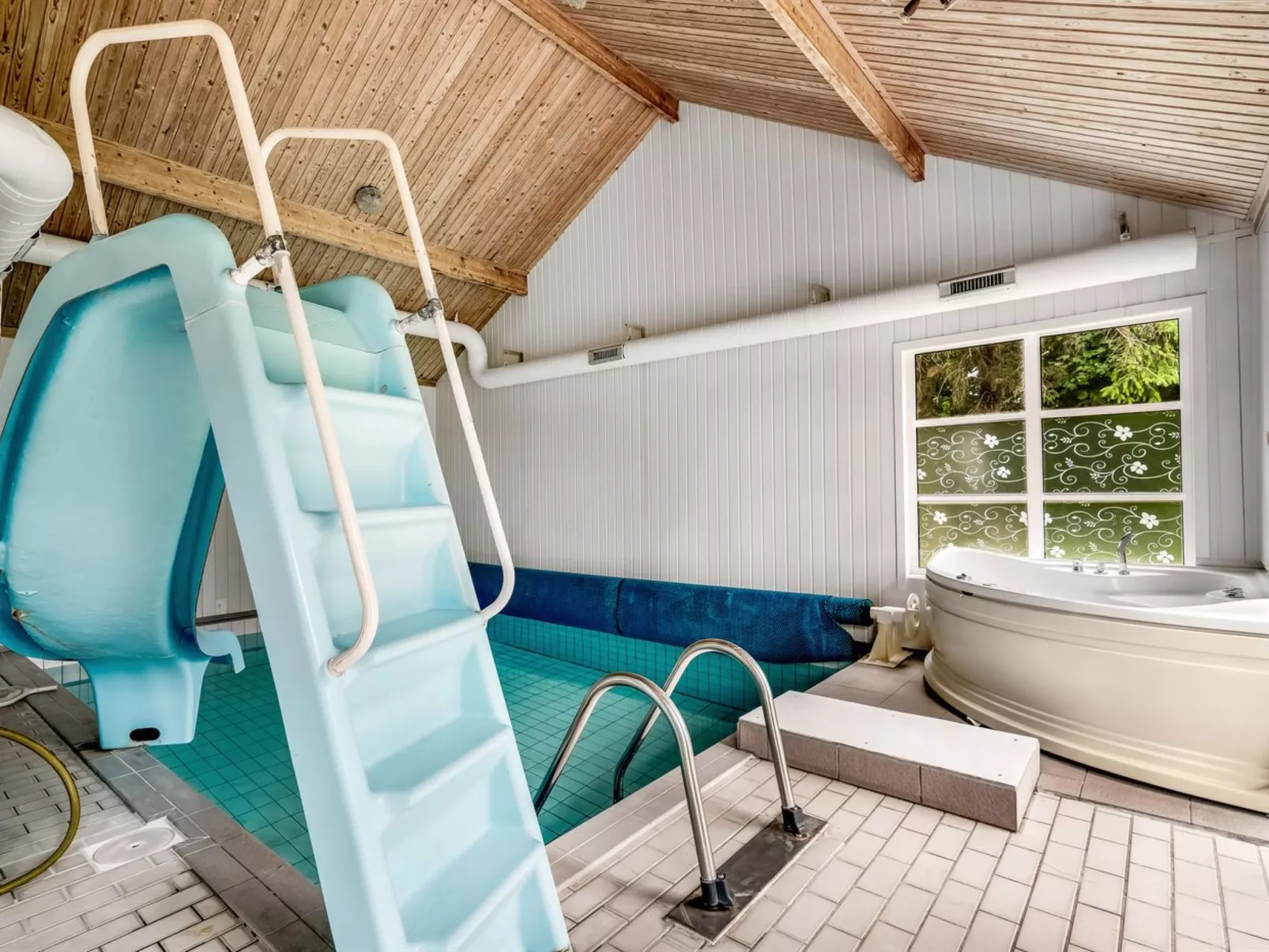 "Aisling" - 700m from the sea-Buiten