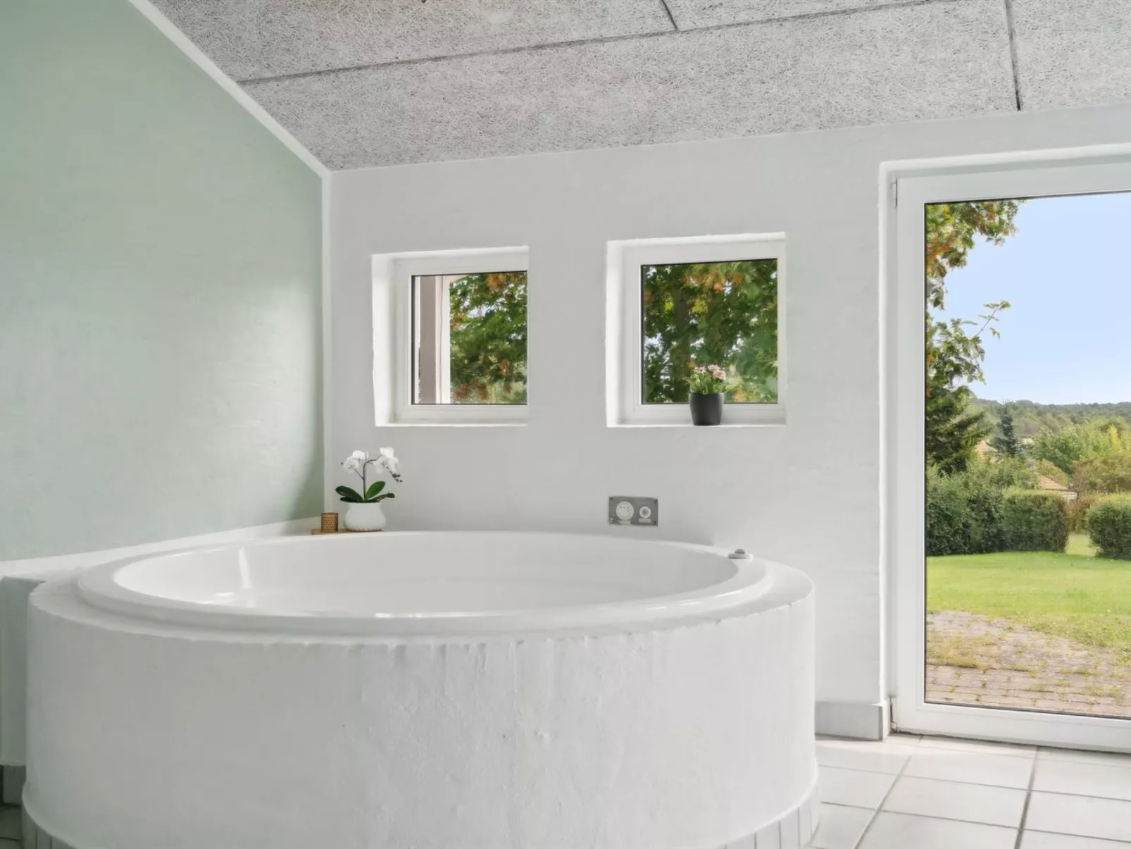 "Svenn" - 300m from the sea-Binnen