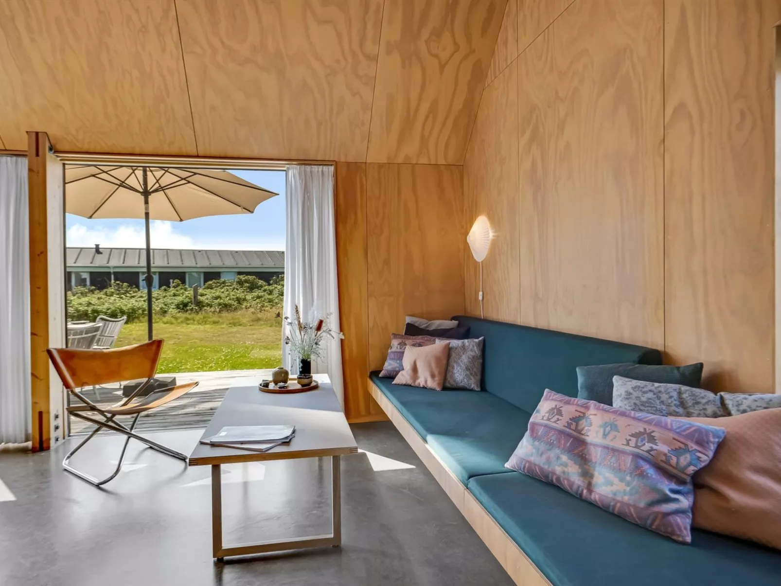 "Onni" - 250m from the sea-Binnen