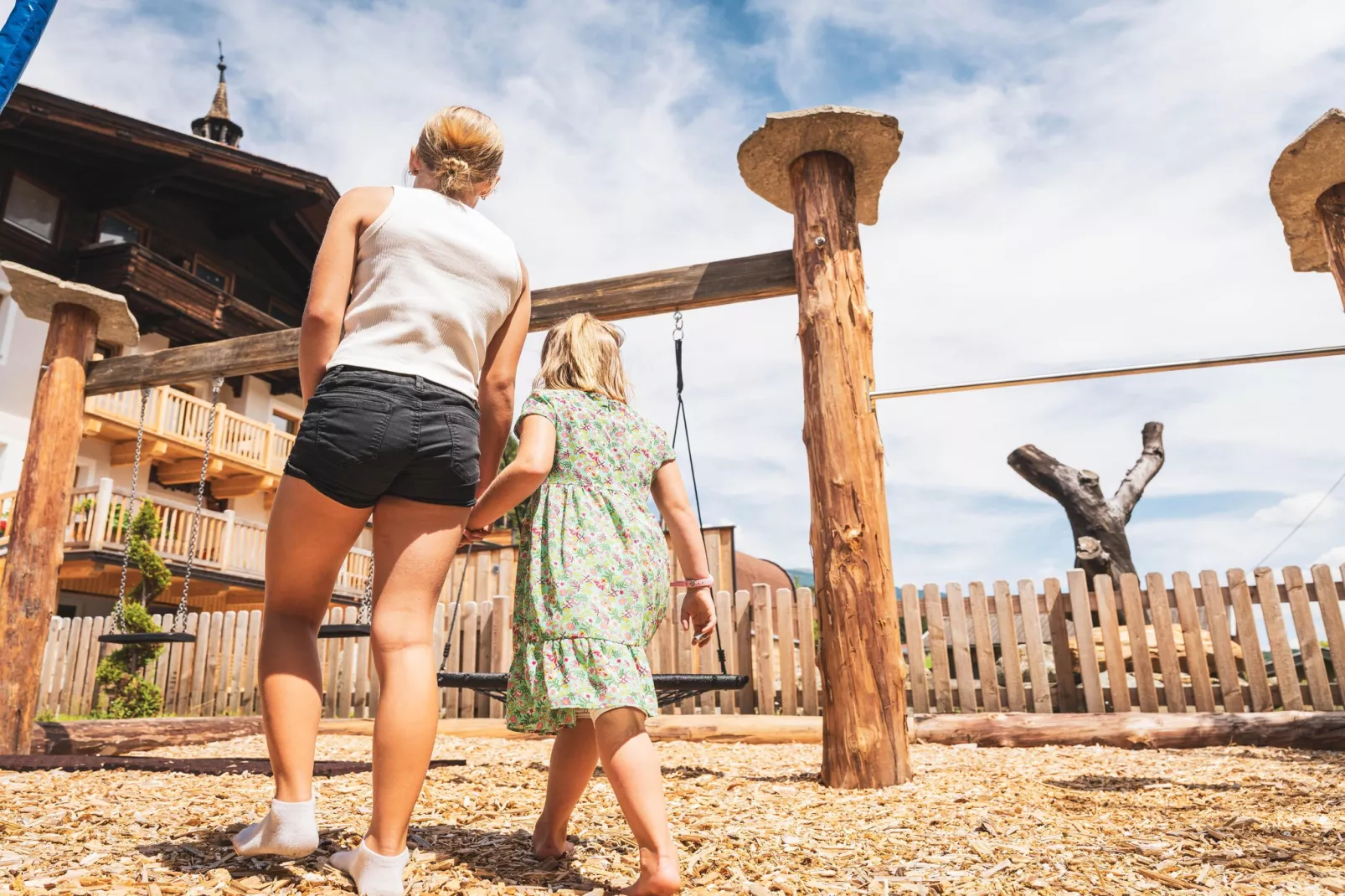 Bauernhaus Guggengut-Tuinen zomer