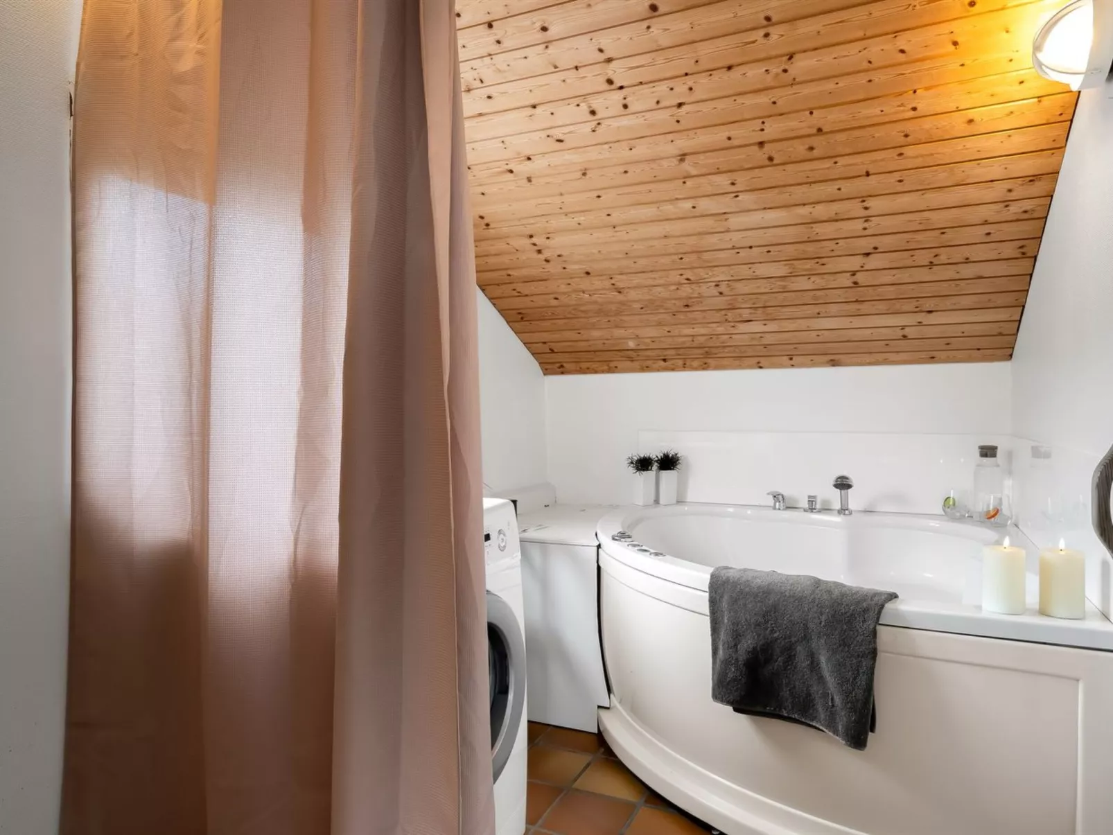 "Wilmer" - 600m from the sea-Binnen