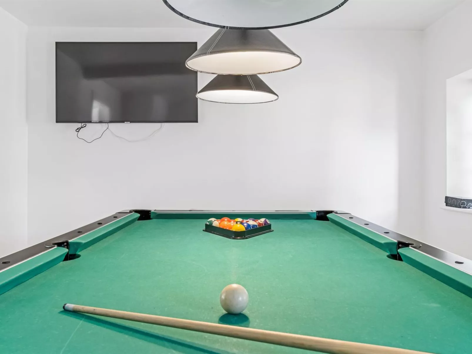 "Vinni" - 25km from the sea-Binnen