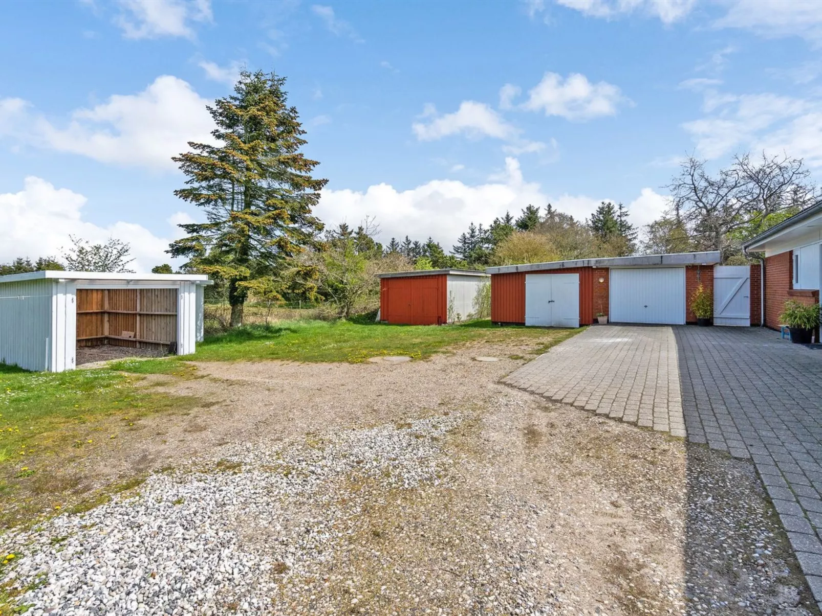 "Martinette" - 4.7km from the sea-Buiten