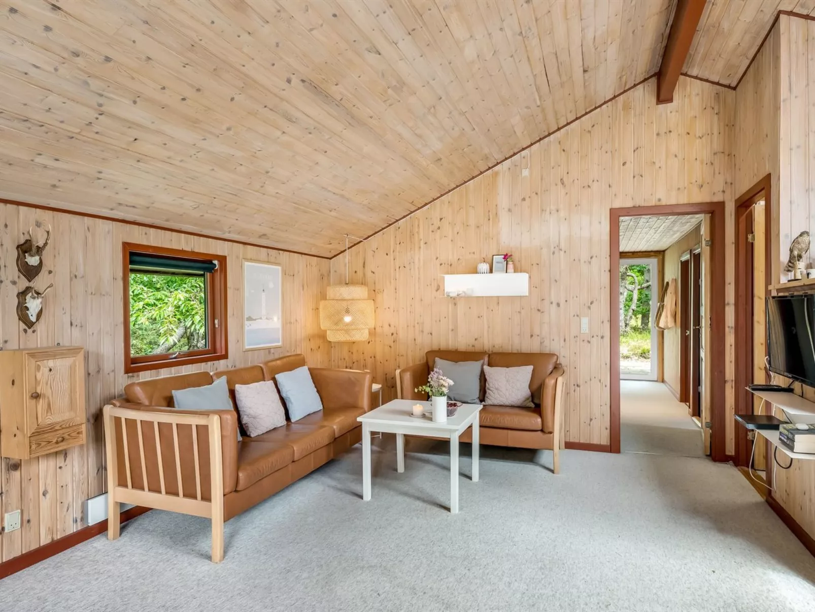 "Regine" - 1.1km to the fjord-Binnen